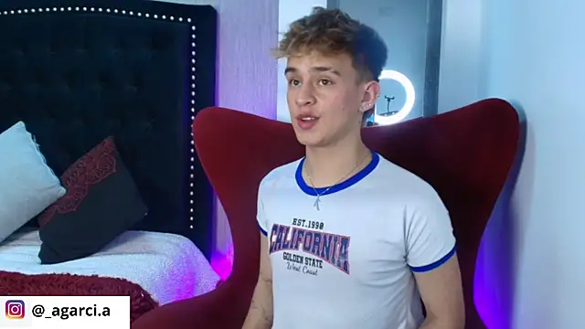 LiamWildx20 online show from 09.30.25