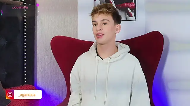 LiamWildx20 online show from 12.22.25