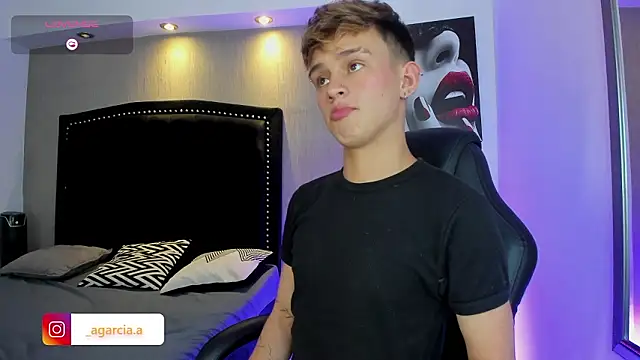 LiamWildx20 online show from 03.28.26