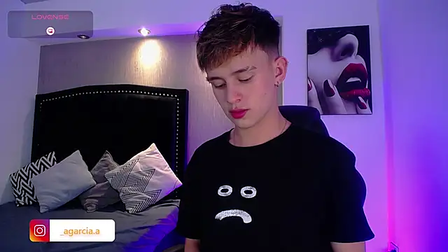 LiamWildx20 online show from 04.11.26