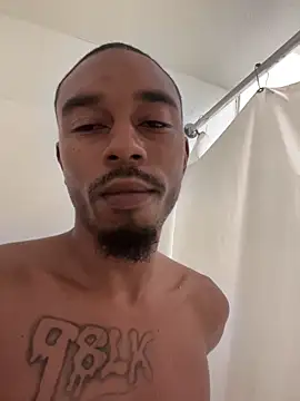 Snapshot of 9blk chatting on 12.21.25 9blk online show from 12.21.25