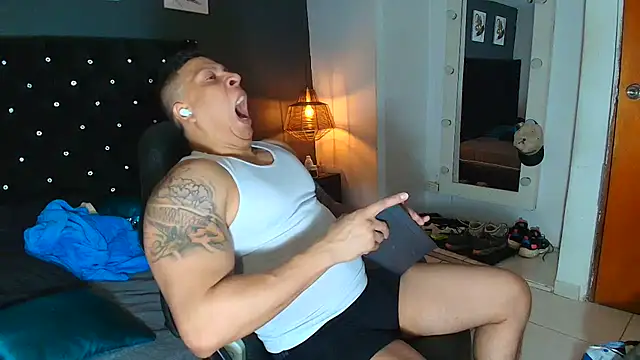 ethan dalton  online show from 09.23.25