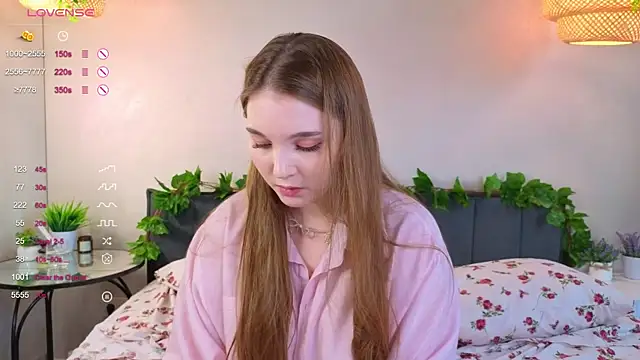 ConstanceHelms online show from 10.05.25