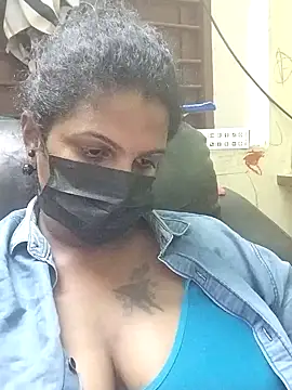 poojaa-rani online show from 10.31.25