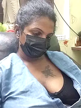 poojaa-rani online show from 11.01.25