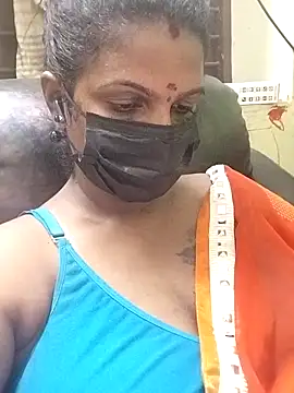 poojaa-rani online show from 11.02.25