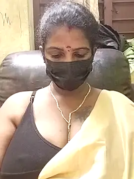 poojaa-rani online show from 11.06.25