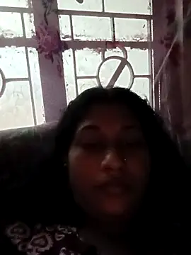 Snapshot of adrija94 chatting on 11.02.25 adrija94 online show from 11.02.25