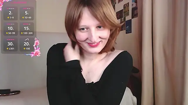 Snapshot of c0ralynx chatting on 10.03.25 c0ralynx online show from 10.03.25