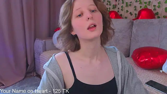 Snapshot of c0ralynx chatting on 02.11.26 c0ralynx online show from 02.11.26