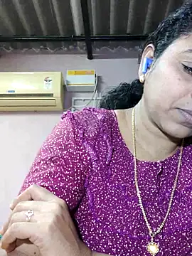 Snapshot of JENNIFERtamil chatting on 03.19.26 JENNIFERtamil online show from 03.19.26