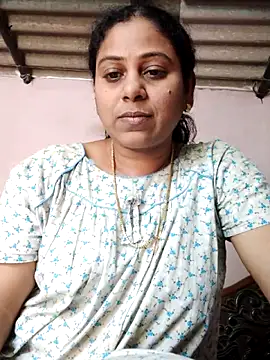 Snapshot of JENNIFERtamil chatting on 03.28.26 JENNIFERtamil online show from 03.28.26