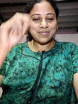 Snapshot of JENNIFERtamil chatting on 04.07.26 JENNIFERtamil online show from 04.07.26