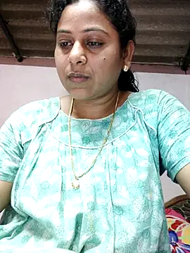 Snapshot of JENNIFERtamil chatting on 04.23.26 JENNIFERtamil online show from 04.23.26