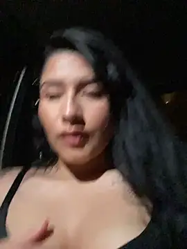 andrea gomes  online show from 10.24.25