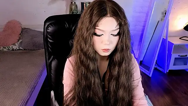 Snapshot of maddymystie chatting on 06.02.26 maddymystie online show from 06.02.26