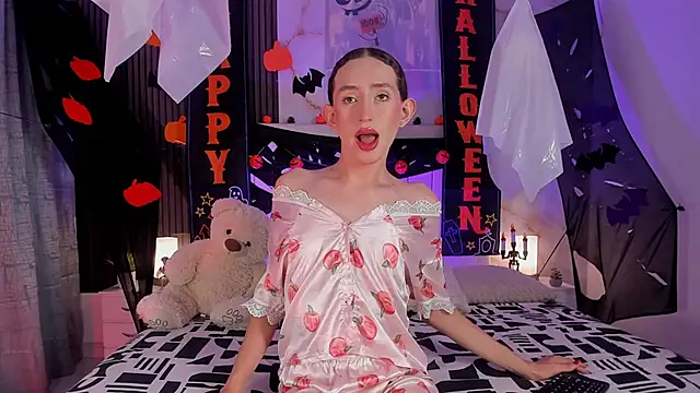 peachandtyron  online show from 10.23.25