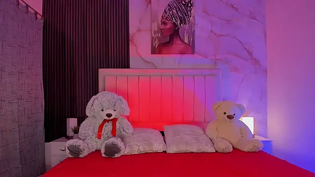 peachandtyron  online show from 11.10.25