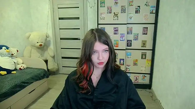 Snapshot of GinnyBlacky chatting on 04.22.26 GinnyBlacky online show from 04.22.26