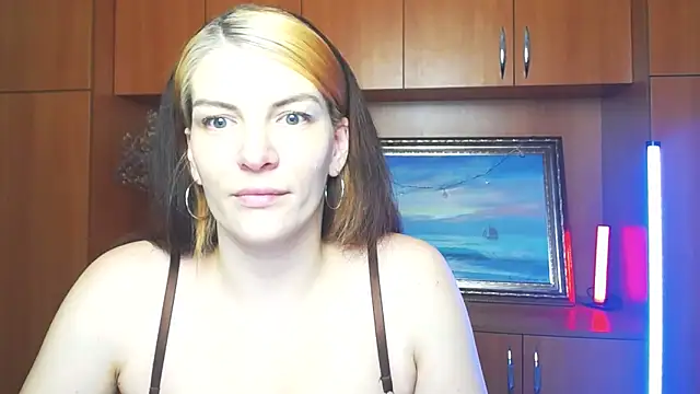 VanessaRey  online show from 03.02.26