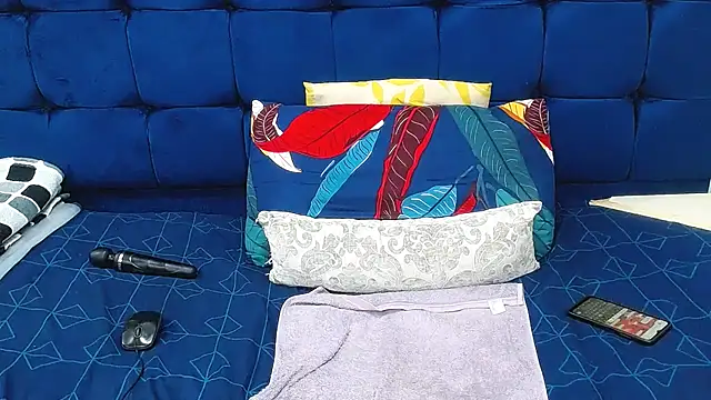 AriesCake online show from 02.10.26