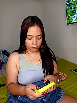 Snapshot of Deepika_padukoneNisha chatting on 09.18.25 Deepika padukoneNisha online show from 09.18.25