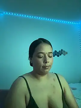 Snapshot of Deepika_padukoneNisha chatting on 11.14.25 Deepika padukoneNisha online show from 11.14.25