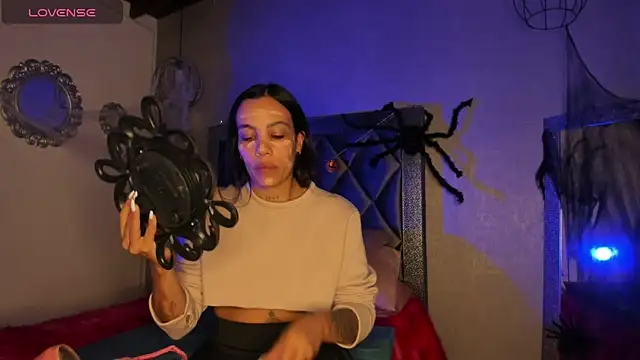 Danna williamss online show from 10.29.25