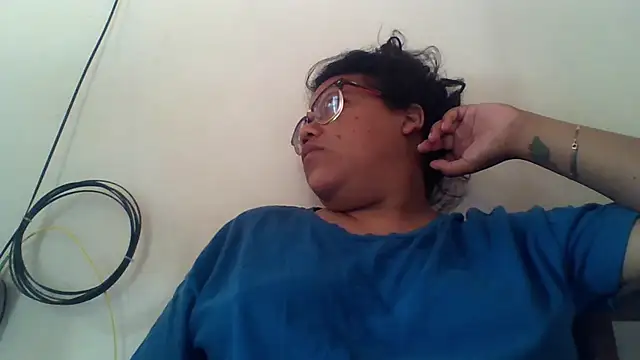 Valeria Tiffany online show from 04.04.26