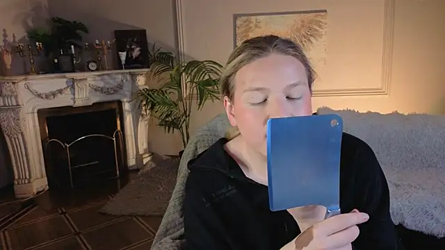 Jes Solar online show from 11.22.25