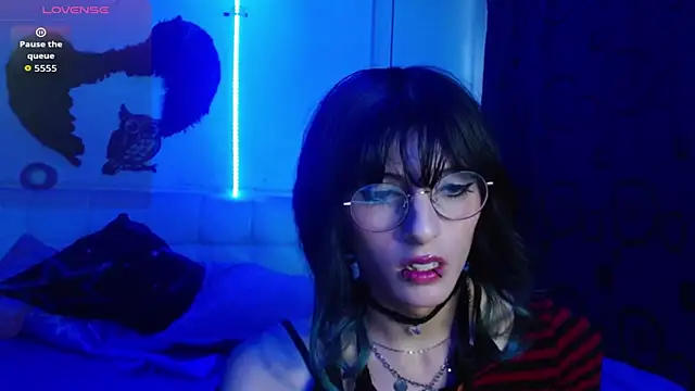 goth minerva online show from 09.23.25