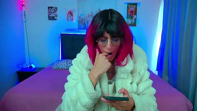 Snapshot of goth_minerva chatting on 02.15.26 goth minerva online show from 02.15.26