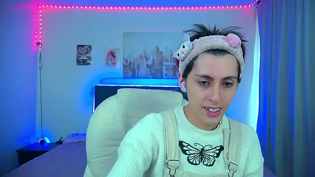 Snapshot of goth_minerva chatting on 02.25.26 goth minerva online show from 02.25.26