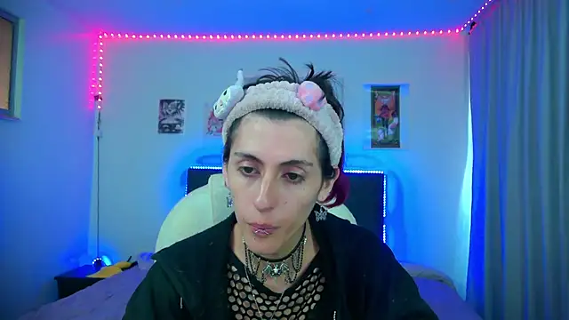 Snapshot of goth_minerva chatting on 03.01.26 goth minerva online show from 03.01.26