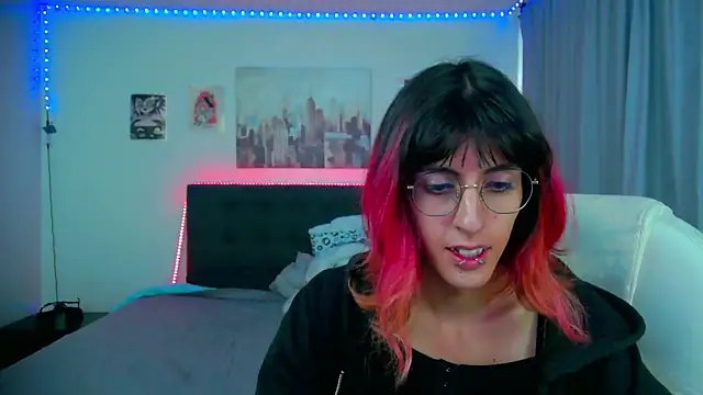 Snapshot of goth_minerva chatting on 03.19.26 goth minerva online show from 03.19.26