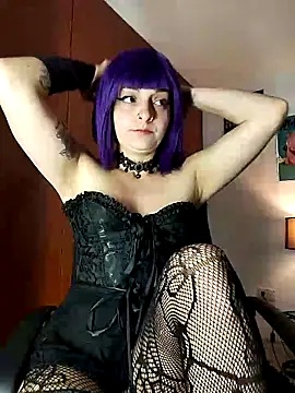 KARINNA  RAVEN online show from 09.11.25