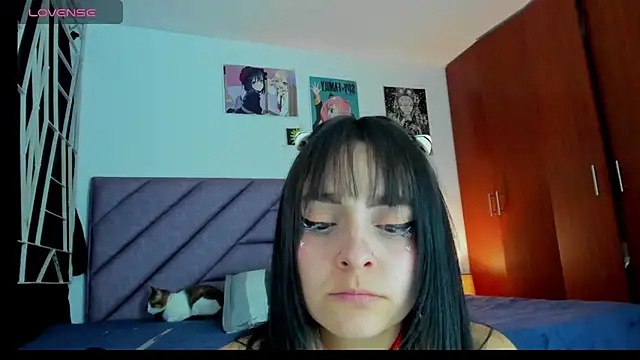 Snapshot of KARINNA__RAVEN chatting on 05.17.26 KARINNA RAVEN online show from 05.17.26