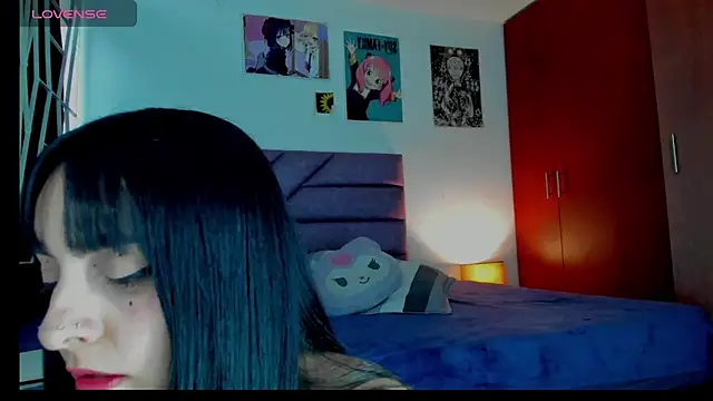 Snapshot of KARINNA__RAVEN chatting on 05.21.26 KARINNA RAVEN online show from 05.21.26