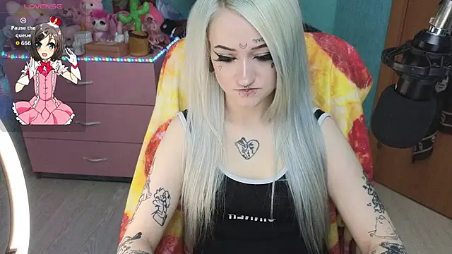 Manuela unicorn online show from 04.21.26