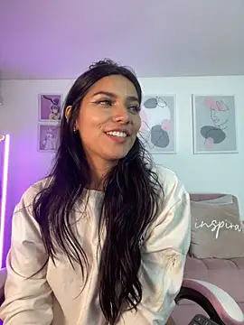 ariana bae  online show from 03.20.25