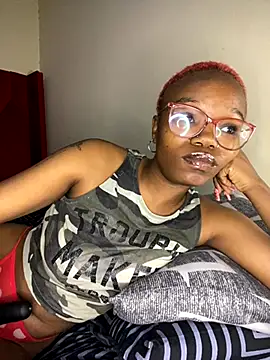 YummyMelanin117 online show from 10.06.25