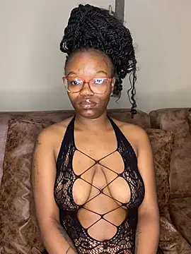 YummyMelanin117 online show from 02.11.26