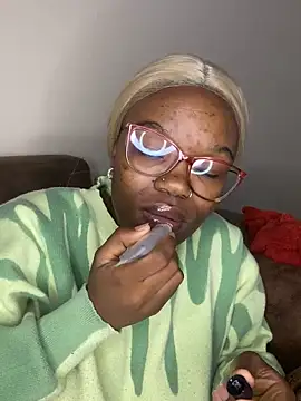 YummyMelanin117 online show from 02.23.26