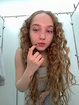 Snapshot of bambi_lu chatting on 05.06.26 bambi lu online show from 05.06.26