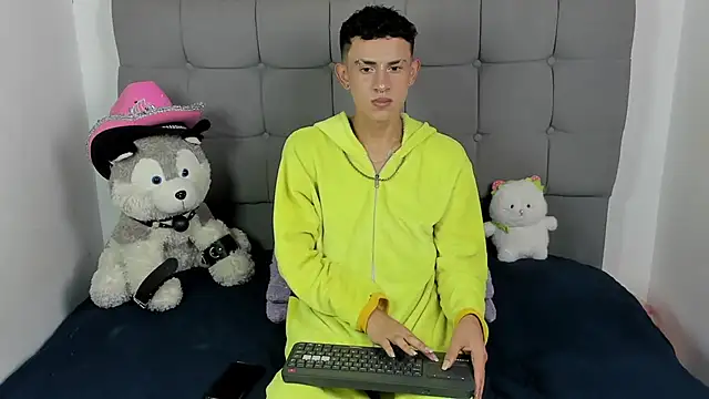 jeims hotboy online show from 07.03.26