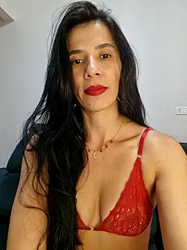 suzy20252 online show from 11.06.25