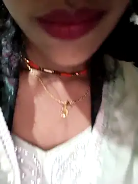 Eshwari Chopra online show from 11.18.25