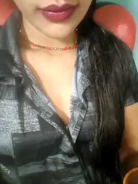 Snapshot of Eshwari_Chopra chatting on 04.27.26 Eshwari Chopra online show from 04.27.26