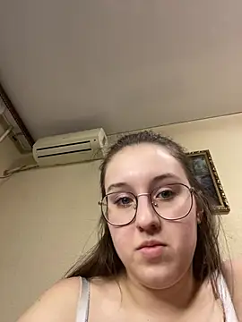 Vviikkssiikk online show from 01.12.26