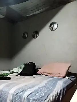 Snapshot of Tiococo420 chatting on 10.06.25 Tiococo420 online show from 10.06.25